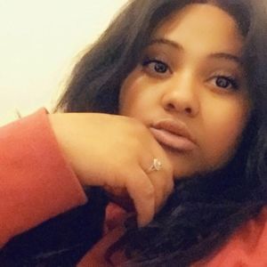 Meet your Posher, Latisha